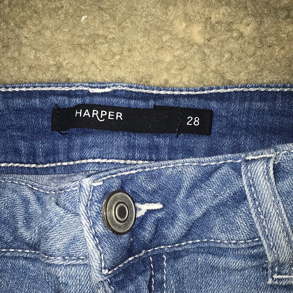 Jean Shorts with Floral Pockets - Picture 3 of 3